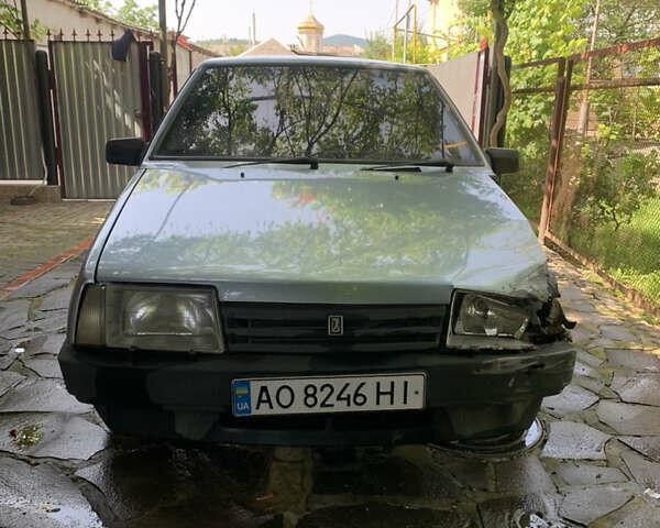 Серый ВАЗ 2109, объемом двигателя 1.5 л и пробегом 200 тыс. км за 700 $, фото 1 на Automoto.ua
