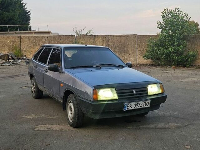 Серый ВАЗ 2109, объемом двигателя 1.6 л и пробегом 80 тыс. км за 950 $, фото 1 на Automoto.ua