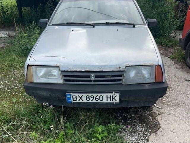 Серый ВАЗ 2109, объемом двигателя 1.6 л и пробегом 397 тыс. км за 558 $, фото 1 на Automoto.ua