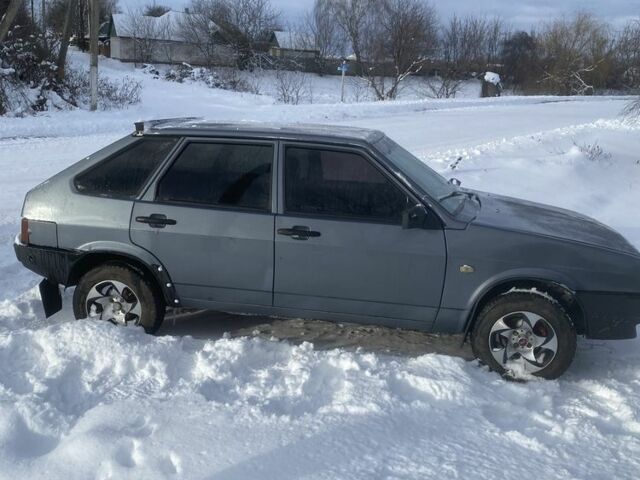 Серый ВАЗ 2109, объемом двигателя 1.5 л и пробегом 345 тыс. км за 1750 $, фото 1 на Automoto.ua