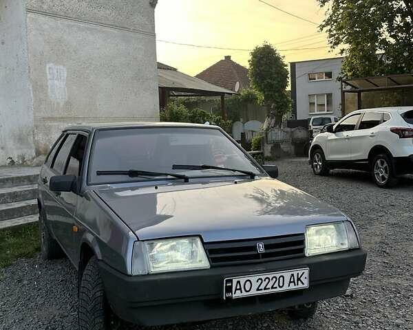 Серый ВАЗ 2109, объемом двигателя 1.6 л и пробегом 153 тыс. км за 1500 $, фото 1 на Automoto.ua