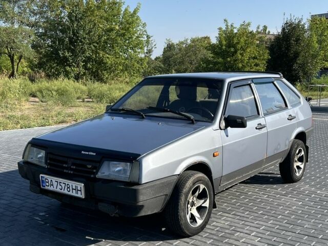 Серый ВАЗ 2109, объемом двигателя 1.6 л и пробегом 180 тыс. км за 1606 $, фото 1 на Automoto.ua