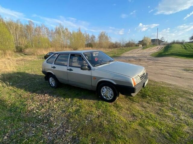 Серый ВАЗ 2109, объемом двигателя 1.6 л и пробегом 219 тыс. км за 1700 $, фото 1 на Automoto.ua