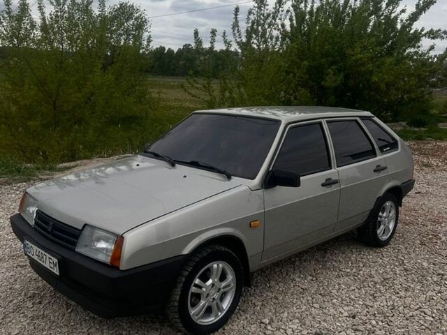 Серый ВАЗ 2109, объемом двигателя 1.6 л и пробегом 156 тыс. км за 2300 $, фото 1 на Automoto.ua