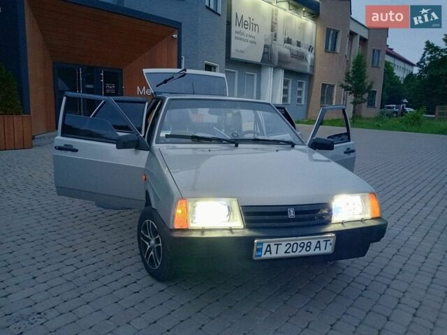 Серый ВАЗ 2109, объемом двигателя 1.6 л и пробегом 118 тыс. км за 2600 $, фото 1 на Automoto.ua