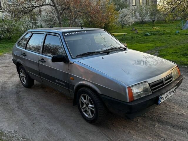 Серый ВАЗ 2109, объемом двигателя 1.6 л и пробегом 200 тыс. км за 893 $, фото 1 на Automoto.ua