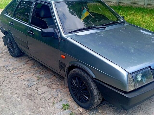 Серый ВАЗ 2109, объемом двигателя 1.6 л и пробегом 230 тыс. км за 1850 $, фото 1 на Automoto.ua