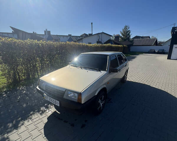 Сірий ВАЗ 2109, об'ємом двигуна 1.6 л та пробігом 299 тис. км за 1800 $, фото 1 на Automoto.ua