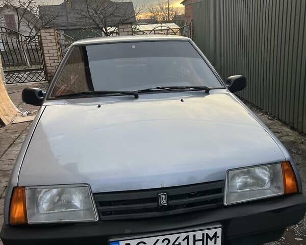 Серый ВАЗ 2109, объемом двигателя 1.6 л и пробегом 100 тыс. км за 2200 $, фото 1 на Automoto.ua