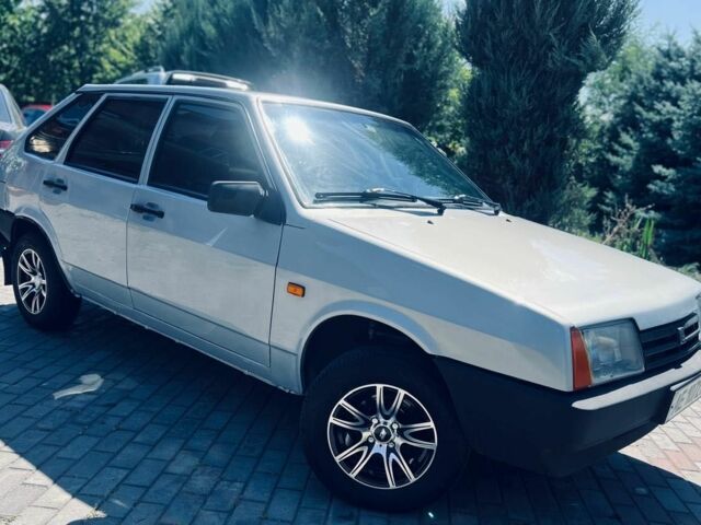 Серый ВАЗ 2109, объемом двигателя 1.6 л и пробегом 12 тыс. км за 2600 $, фото 1 на Automoto.ua