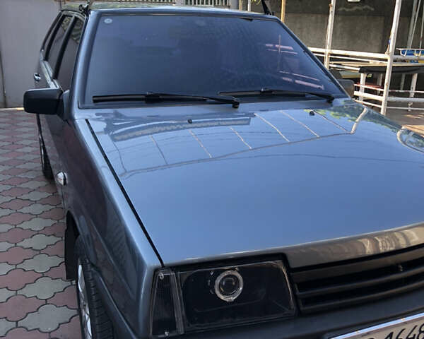Серый ВАЗ 2109, объемом двигателя 1.6 л и пробегом 170 тыс. км за 3200 $, фото 1 на Automoto.ua