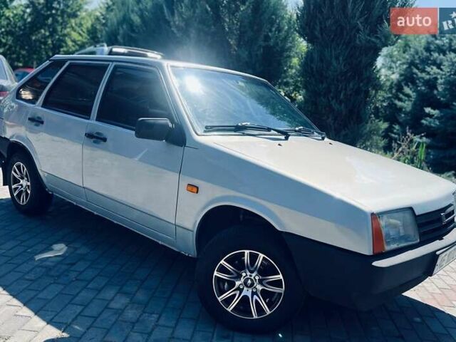 Сірий ВАЗ 2109, об'ємом двигуна 1.6 л та пробігом 12 тис. км за 3100 $, фото 1 на Automoto.ua
