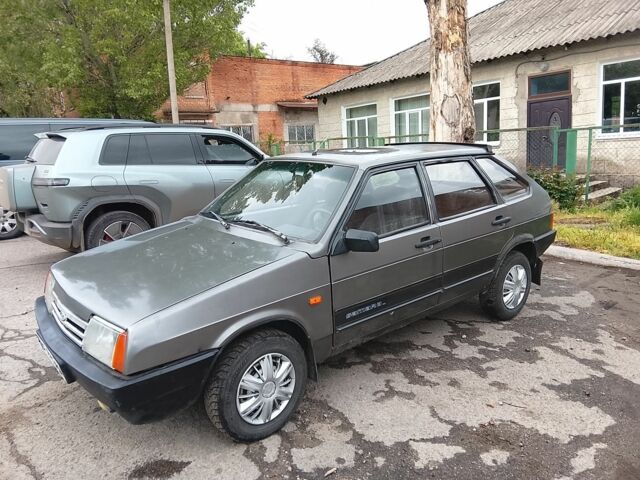 Серый ВАЗ 2109, объемом двигателя 0 л и пробегом 250 тыс. км за 913 $, фото 1 на Automoto.ua