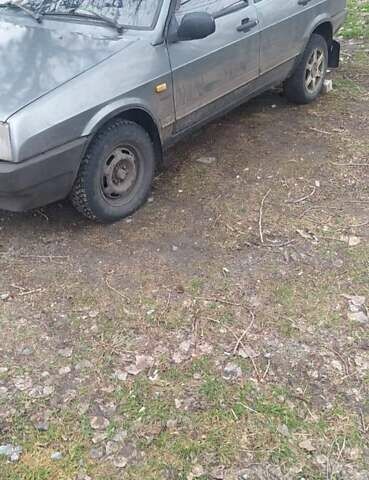 Сірий ВАЗ 2109, об'ємом двигуна 1.5 л та пробігом 100 тис. км за 1880 $, фото 1 на Automoto.ua