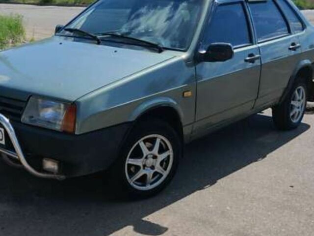 Серый ВАЗ 2109, объемом двигателя 1 л и пробегом 195 тыс. км за 700 $, фото 1 на Automoto.ua