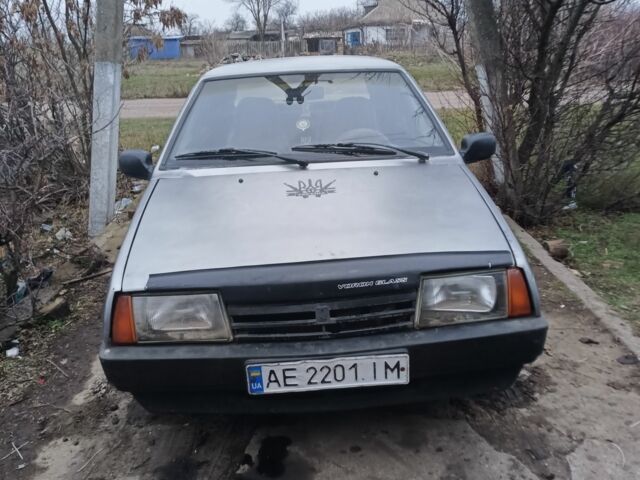 Серый ВАЗ 2109, объемом двигателя 1.5 л и пробегом 500 тыс. км за 716 $, фото 1 на Automoto.ua