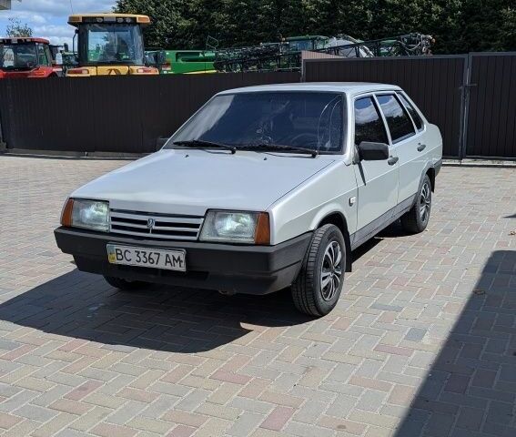 Серый ВАЗ 2109, объемом двигателя 1.5 л и пробегом 176 тыс. км за 750 $, фото 1 на Automoto.ua