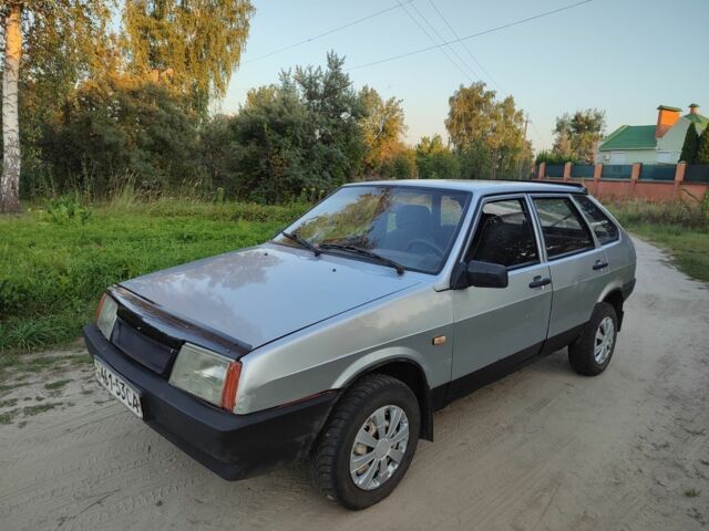Сірий ВАЗ 2109, об'ємом двигуна 1.5 л та пробігом 200 тис. км за 752 $, фото 1 на Automoto.ua