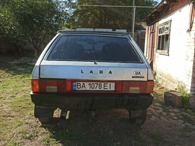 Сірий ВАЗ 2109, об'ємом двигуна 1.5 л та пробігом 183 тис. км за 971 $, фото 1 на Automoto.ua