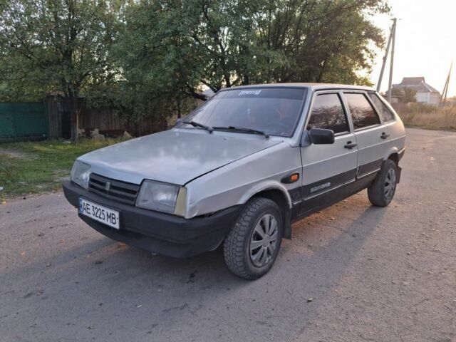 Серый ВАЗ 2109, объемом двигателя 1.5 л и пробегом 200 тыс. км за 903 $, фото 1 на Automoto.ua