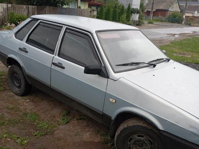 Серый ВАЗ 2109, объемом двигателя 0 л и пробегом 222 тыс. км за 748 $, фото 1 на Automoto.ua