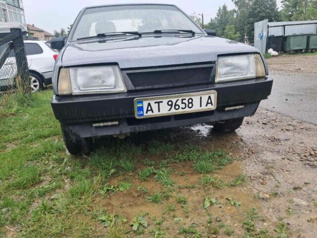 Сірий ВАЗ 2109, об'ємом двигуна 1.6 л та пробігом 214 тис. км за 1000 $, фото 1 на Automoto.ua