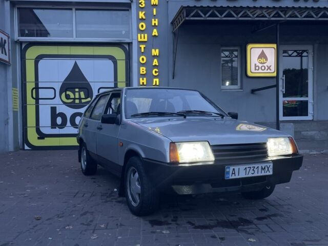Сірий ВАЗ 2109, об'ємом двигуна 1.6 л та пробігом 215 тис. км за 1302 $, фото 1 на Automoto.ua