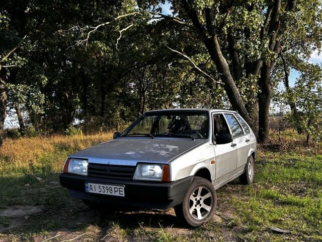 Сірий ВАЗ 2109, об'ємом двигуна 1.6 л та пробігом 221 тис. км за 1003 $, фото 1 на Automoto.ua