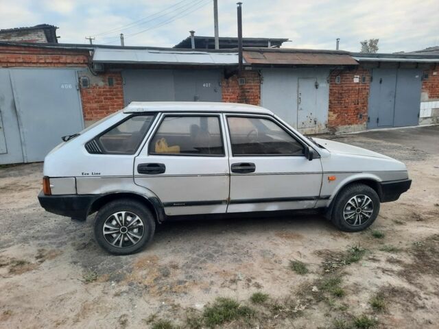 Серый ВАЗ 2109, объемом двигателя 1.3 л и пробегом 130 тыс. км за 600 $, фото 1 на Automoto.ua
