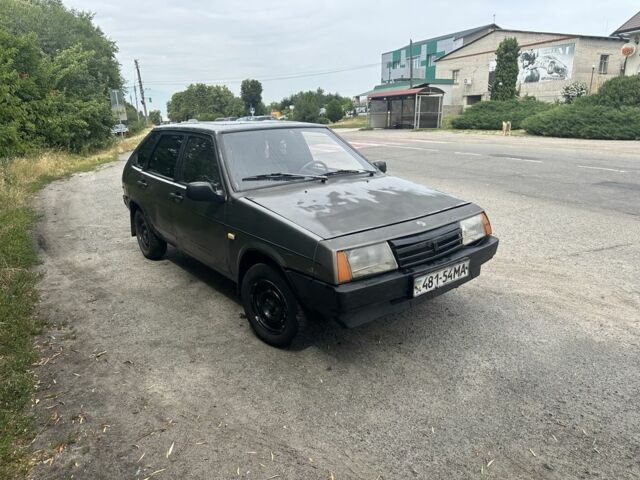 Серый ВАЗ 2109, объемом двигателя 1.5 л и пробегом 180 тыс. км за 800 $, фото 1 на Automoto.ua