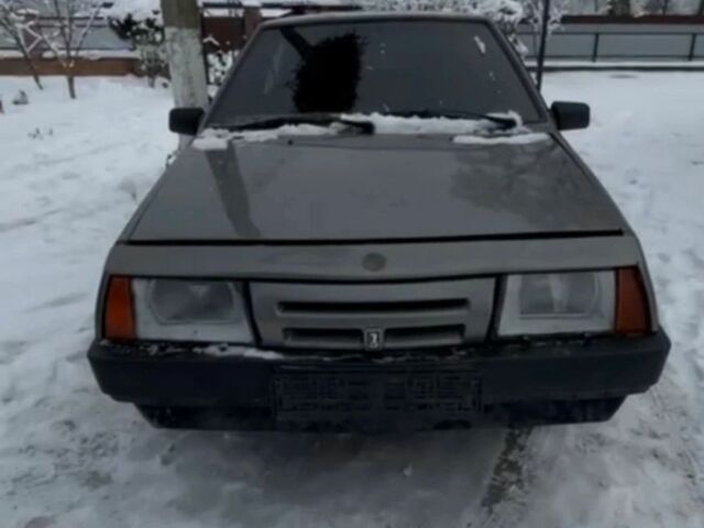 Серый ВАЗ 2109, объемом двигателя 1.3 л и пробегом 40 тыс. км за 700 $, фото 1 на Automoto.ua