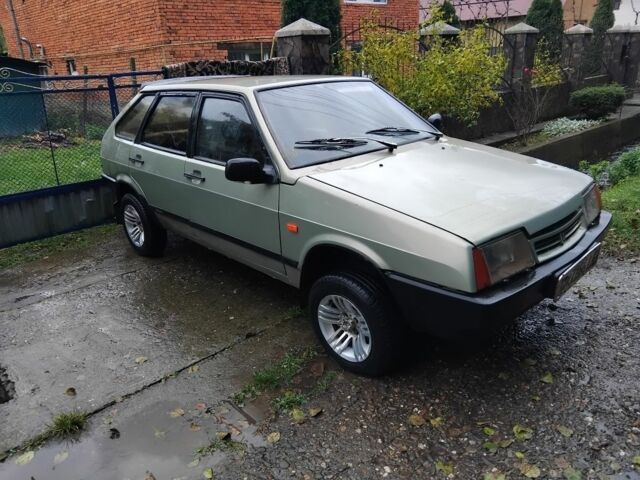 Серый ВАЗ 2109, объемом двигателя 0 л и пробегом 200 тыс. км за 700 $, фото 1 на Automoto.ua