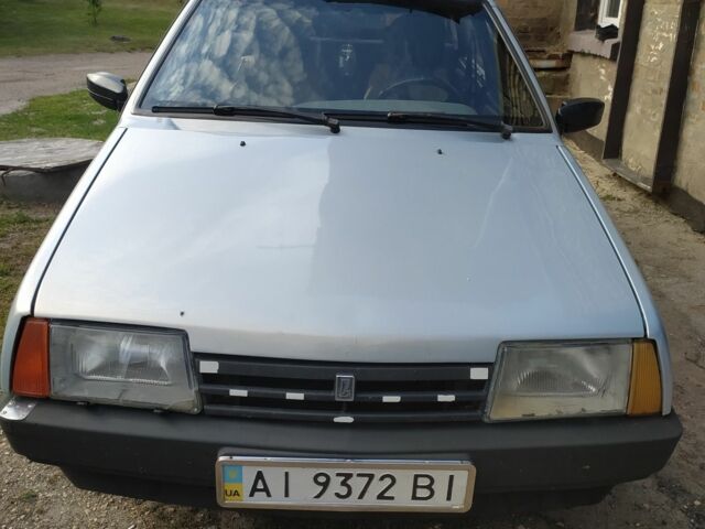 Серый ВАЗ 2109, объемом двигателя 1.6 л и пробегом 220 тыс. км за 900 $, фото 1 на Automoto.ua