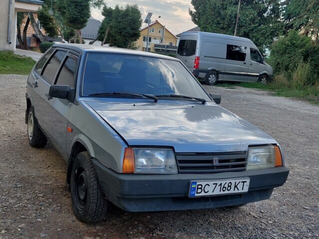 Серый ВАЗ 2109, объемом двигателя 1 л и пробегом 90 тыс. км за 1792 $, фото 1 на Automoto.ua