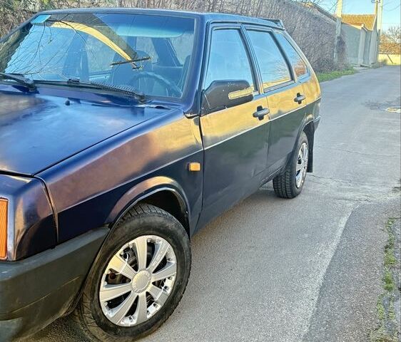 Синій ВАЗ 2109, об'ємом двигуна 1.3 л та пробігом 300 тис. км за 650 $, фото 1 на Automoto.ua