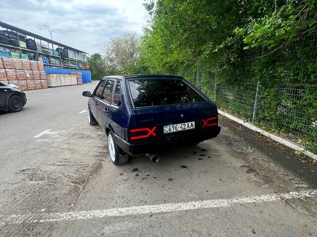 Синий ВАЗ 2109, объемом двигателя 1.3 л и пробегом 215 тыс. км за 1100 $, фото 1 на Automoto.ua