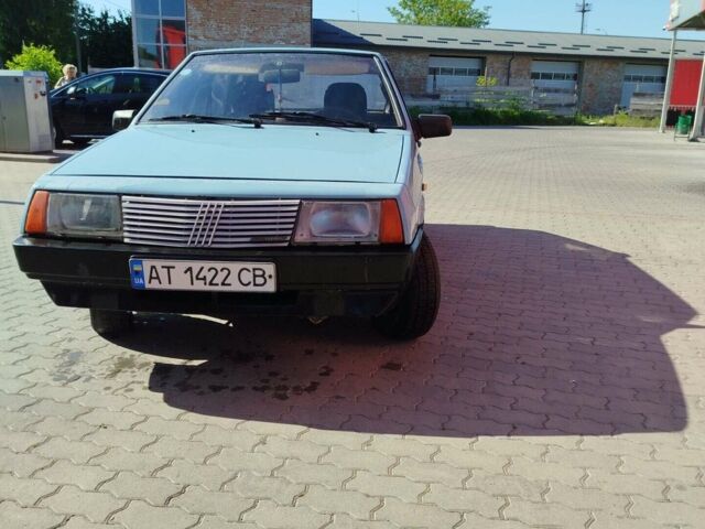 Синий ВАЗ 2109, объемом двигателя 1.3 л и пробегом 400 тыс. км за 800 $, фото 1 на Automoto.ua