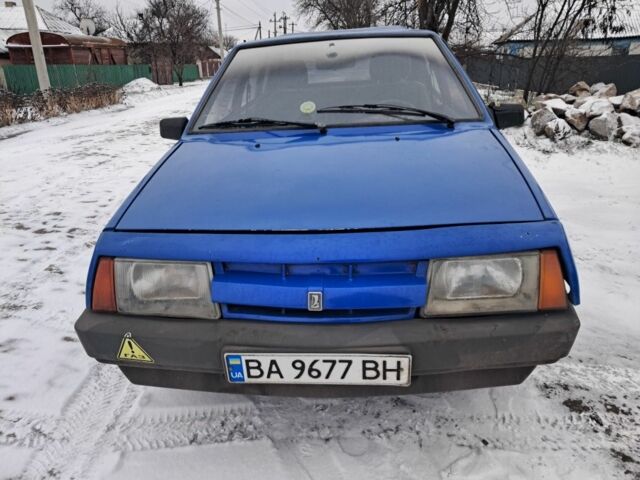 Синий ВАЗ 2109, объемом двигателя 1.3 л и пробегом 444 тыс. км за 900 $, фото 1 на Automoto.ua