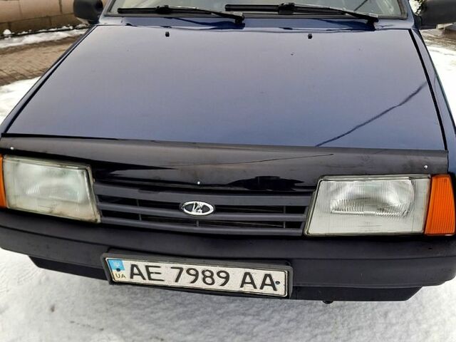 Синий ВАЗ 2109, объемом двигателя 1.5 л и пробегом 330 тыс. км за 1000 $, фото 1 на Automoto.ua