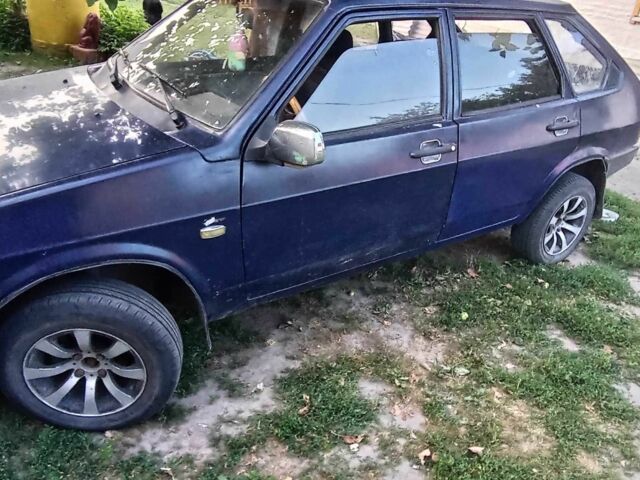 Синий ВАЗ 2109, объемом двигателя 1.3 л и пробегом 100 тыс. км за 650 $, фото 1 на Automoto.ua