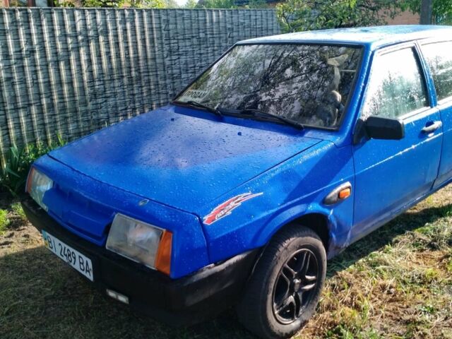 Синий ВАЗ 2109, объемом двигателя 1.3 л и пробегом 210 тыс. км за 983 $, фото 1 на Automoto.ua