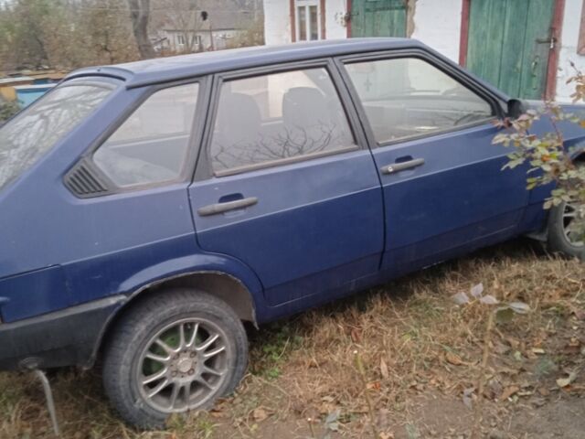 Синий ВАЗ 2109, объемом двигателя 1.3 л и пробегом 200 тыс. км за 1200 $, фото 1 на Automoto.ua