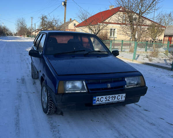Синій ВАЗ 2109, об'ємом двигуна 1.5 л та пробігом 300 тис. км за 800 $, фото 1 на Automoto.ua