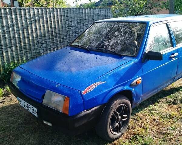 Синий ВАЗ 2109, объемом двигателя 1.3 л и пробегом 210 тыс. км за 1100 $, фото 1 на Automoto.ua