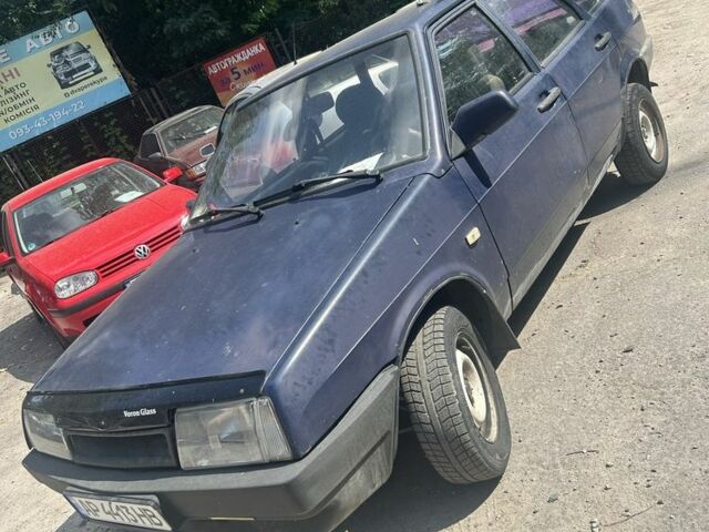 Синий ВАЗ 2109, объемом двигателя 1.3 л и пробегом 250 тыс. км за 671 $, фото 1 на Automoto.ua
