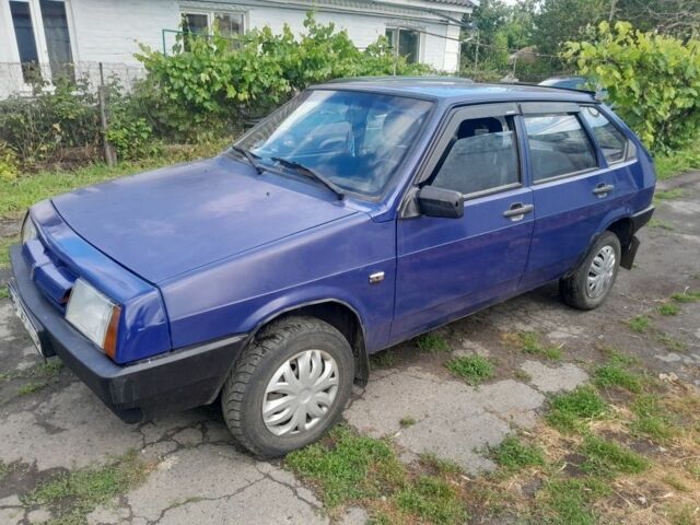 Синий ВАЗ 2109, объемом двигателя 1.5 л и пробегом 777 тыс. км за 1300 $, фото 1 на Automoto.ua