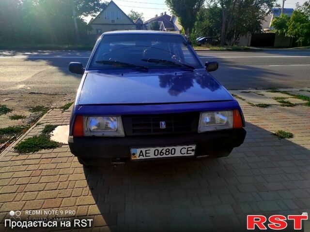 ВАЗ 2109 1990 в Днепре (Днепропетровске) на Automoto.ua Синий ВАЗ 2109, объемом двигателя 1.5 л и пробегом 1000 тыс. км за 1100 $, фото 1 на Automoto.ua