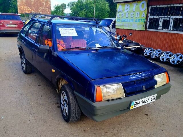 Синий ВАЗ 2109, объемом двигателя 1.5 л и пробегом 580 тыс. км за 850 $, фото 1 на Automoto.ua