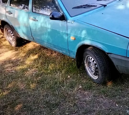 Синій ВАЗ 2109, об'ємом двигуна 1.5 л та пробігом 230 тис. км за 1200 $, фото 1 на Automoto.ua