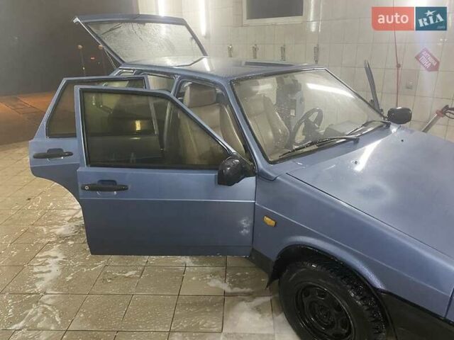Синий ВАЗ 2109, объемом двигателя 1.5 л и пробегом 80 тыс. км за 1000 $, фото 1 на Automoto.ua